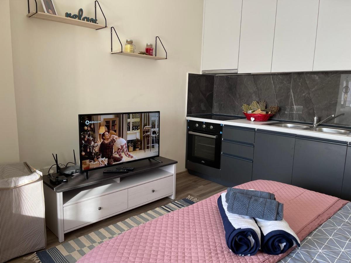 Lovely One Bedroom Studio In Tirana Exterior foto